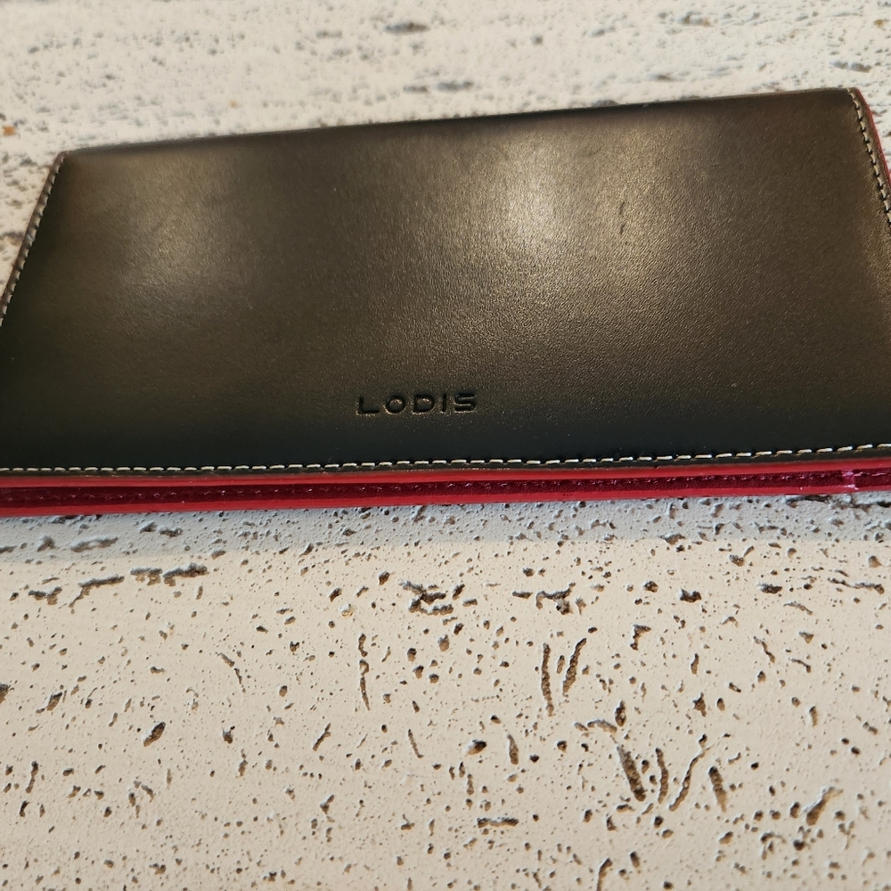 Lodis checkbook cover